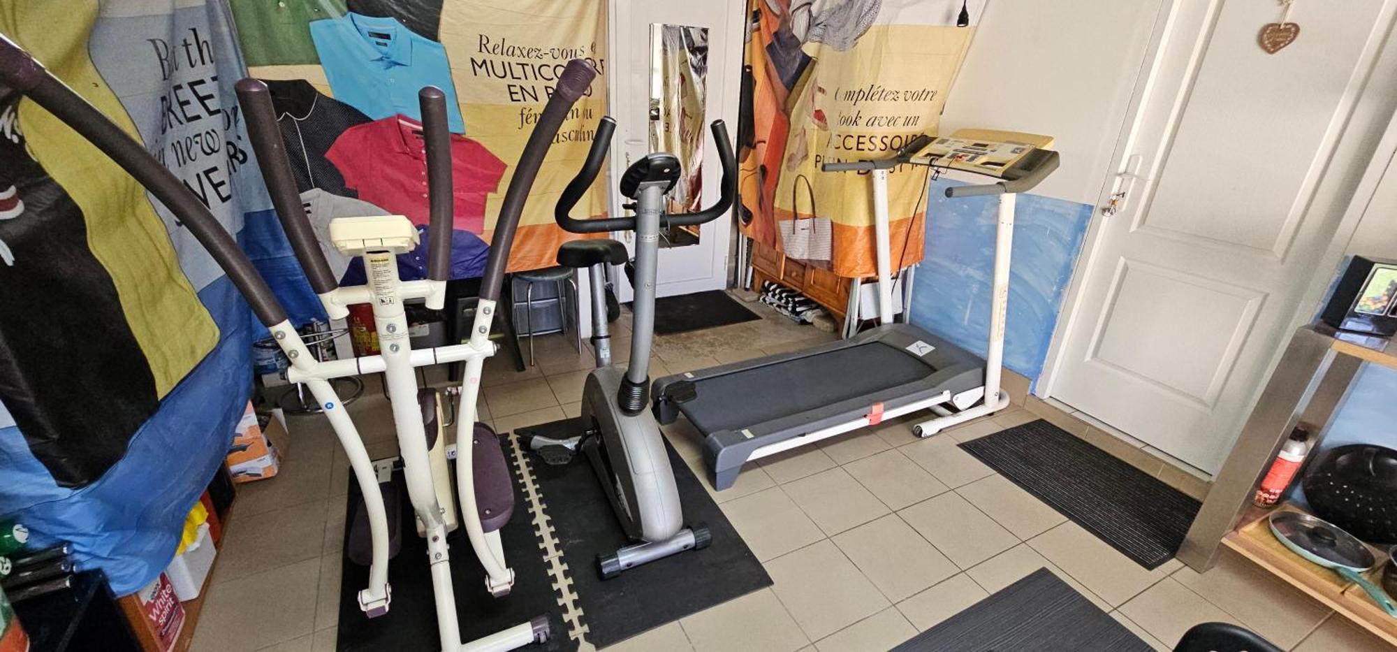 Studio Tranquillo Avec Piscine Et Salle De Sport Istres Ngoại thất bức ảnh