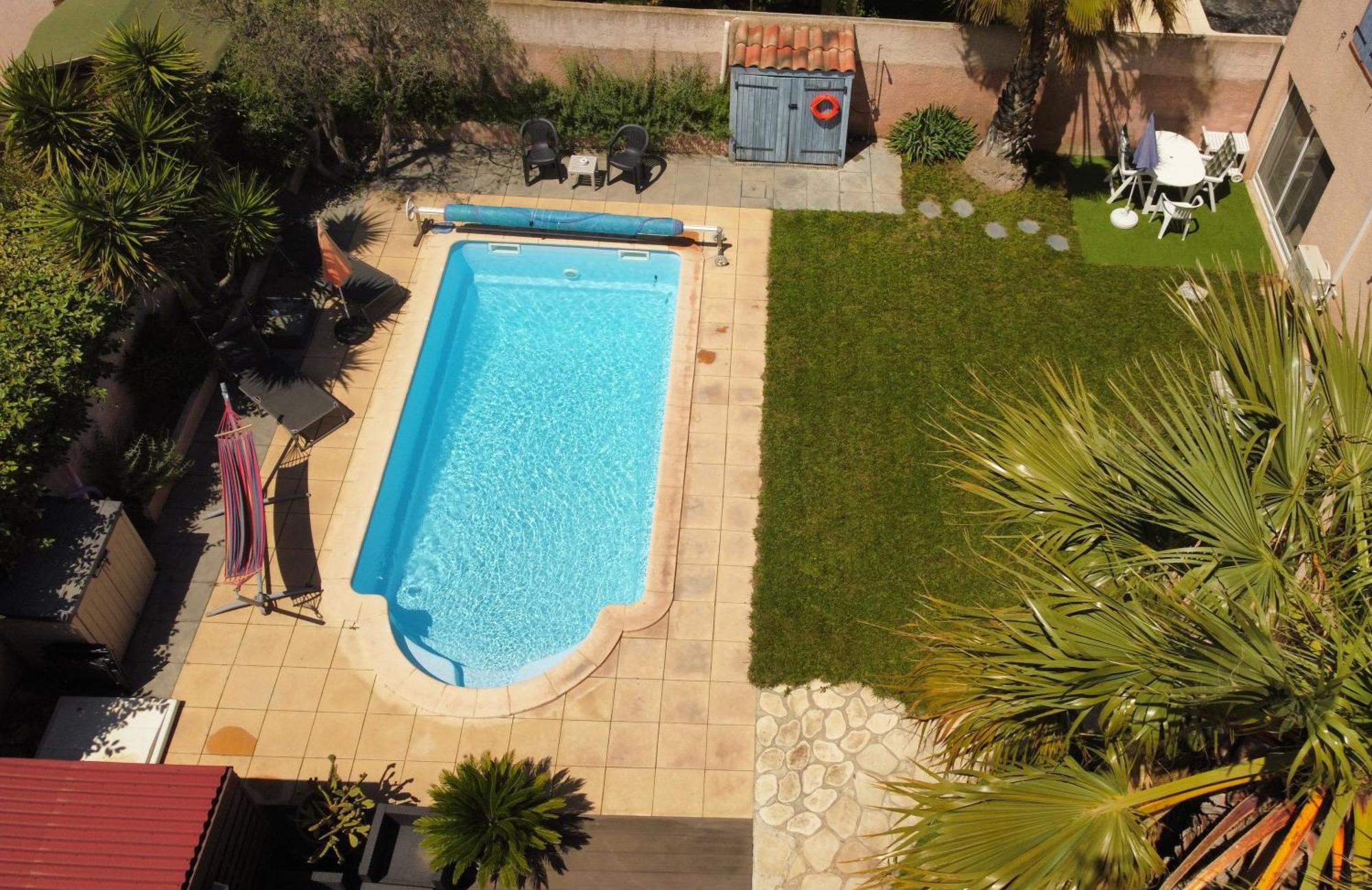 Studio Tranquillo Avec Piscine Et Salle De Sport Istres Ngoại thất bức ảnh