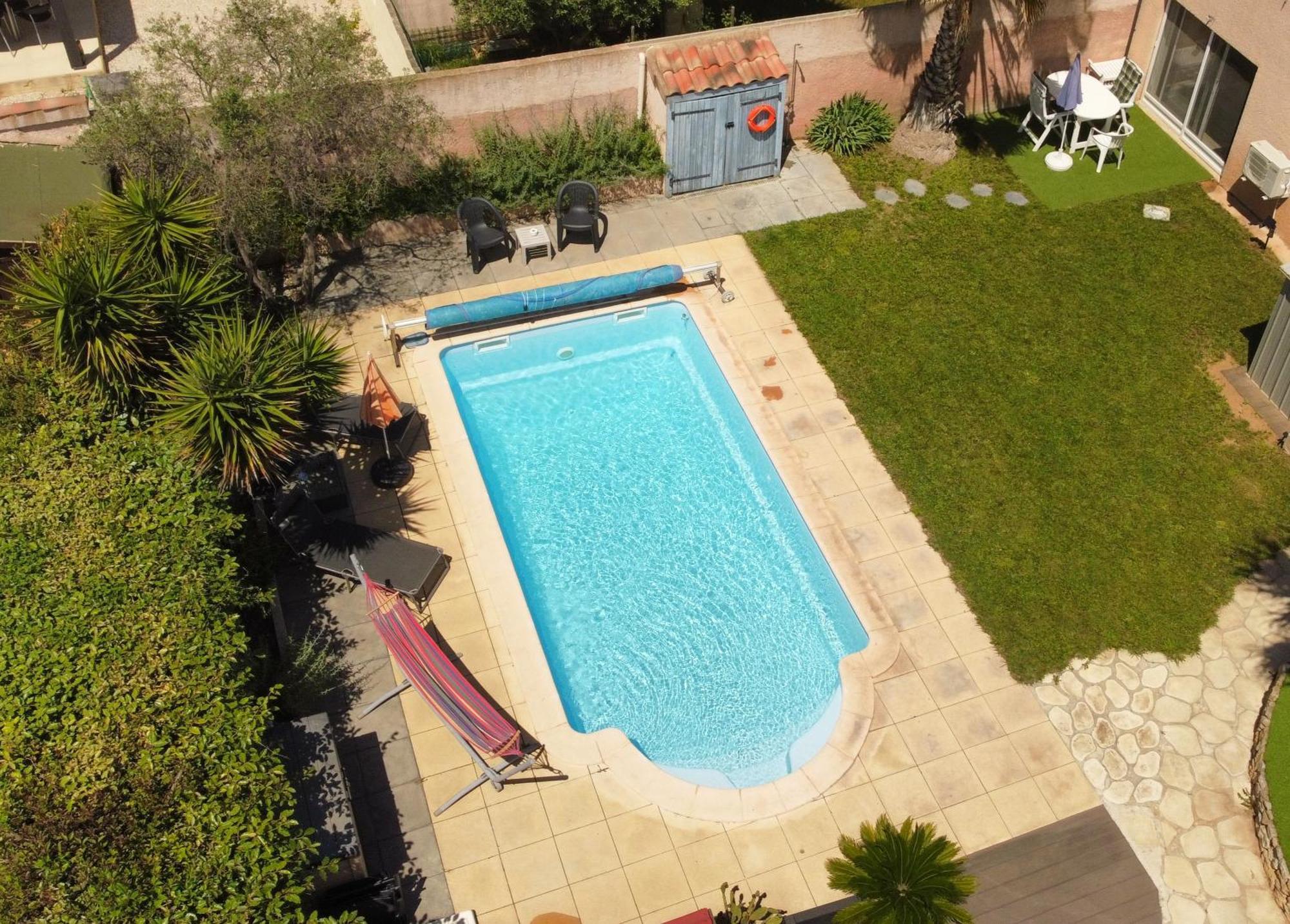 Studio Tranquillo Avec Piscine Et Salle De Sport Istres Ngoại thất bức ảnh